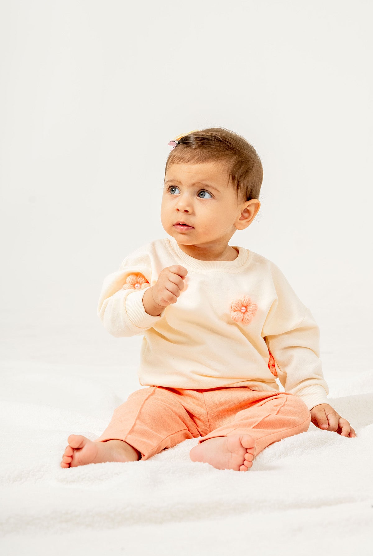 Kız Bebek Çiçek Aplikeli Sweatshirt ve Pantolon 2'li Takım